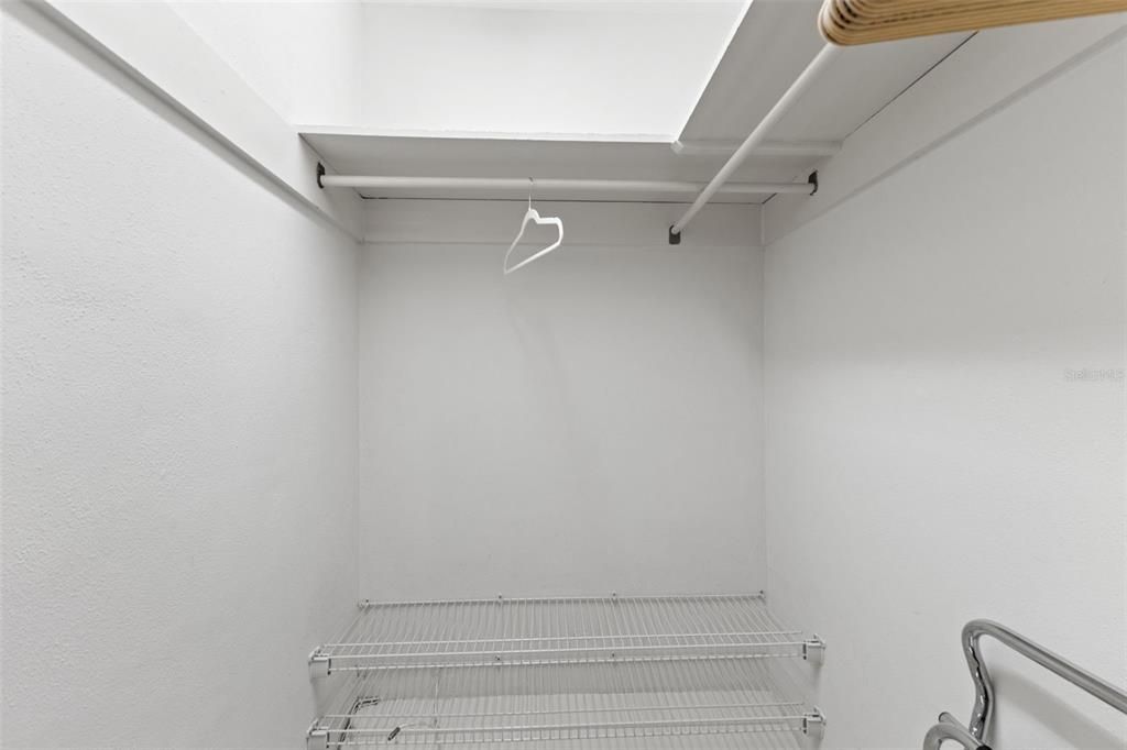 For Rent: $3,000 (2 beds, 2 baths, 1200 Square Feet)