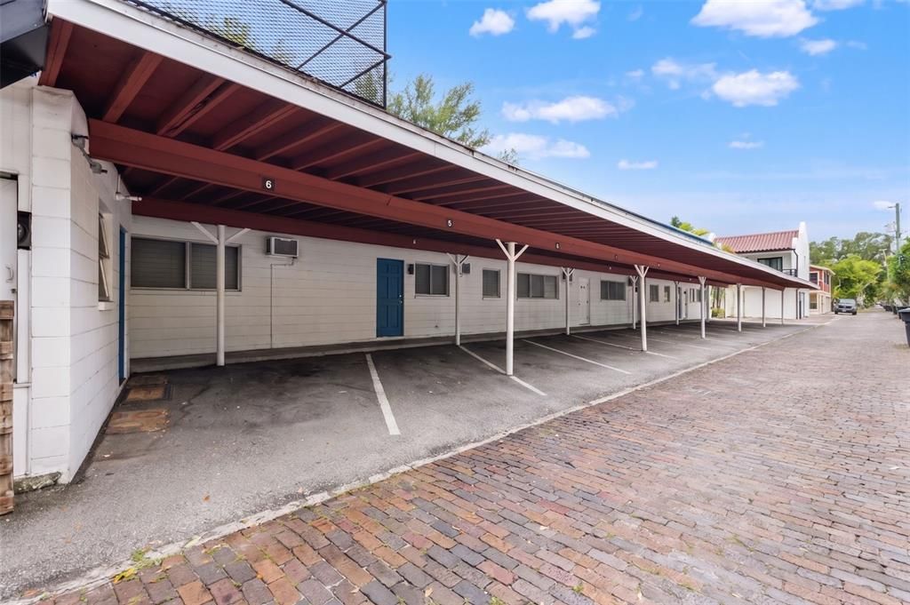 For Rent: $3,000 (2 beds, 2 baths, 1200 Square Feet)