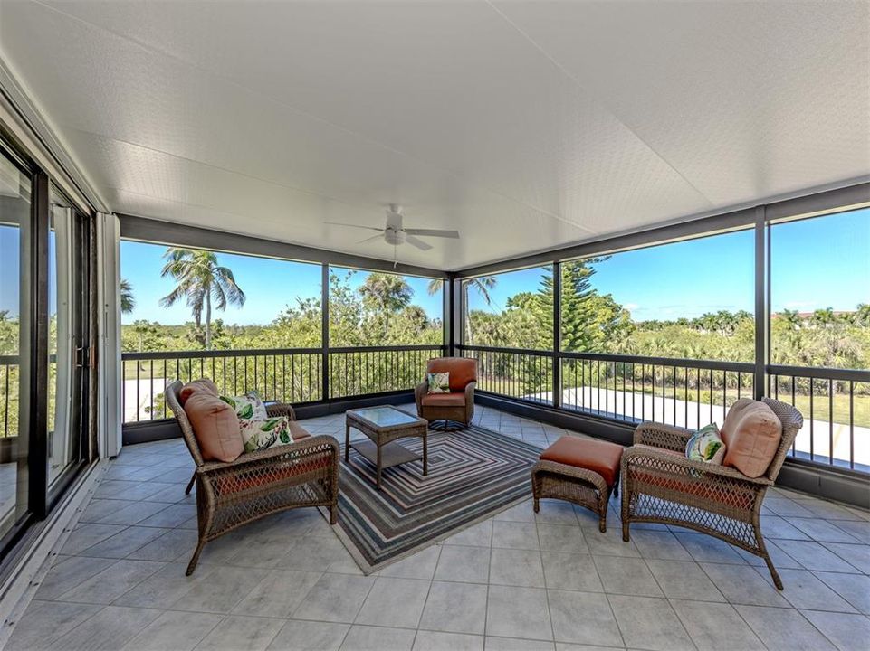 For Sale: $329,000 (2 beds, 2 baths, 1547 Square Feet)