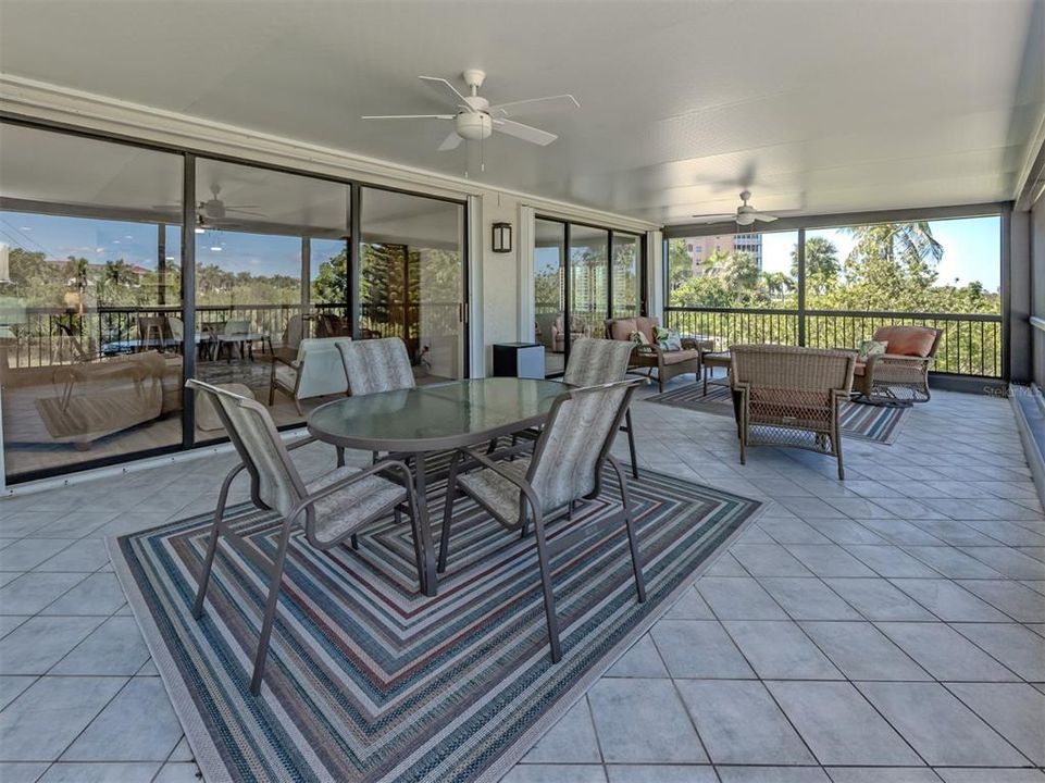 For Sale: $329,000 (2 beds, 2 baths, 1547 Square Feet)