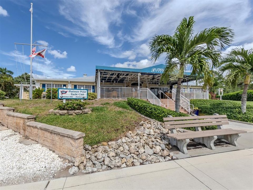 For Sale: $329,000 (2 beds, 2 baths, 1547 Square Feet)