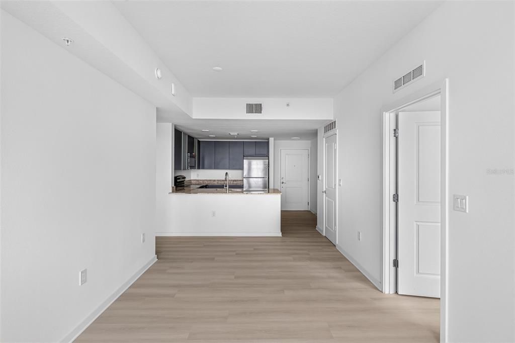 For Rent: $1,650 (2 beds, 2 baths, 1023 Square Feet)