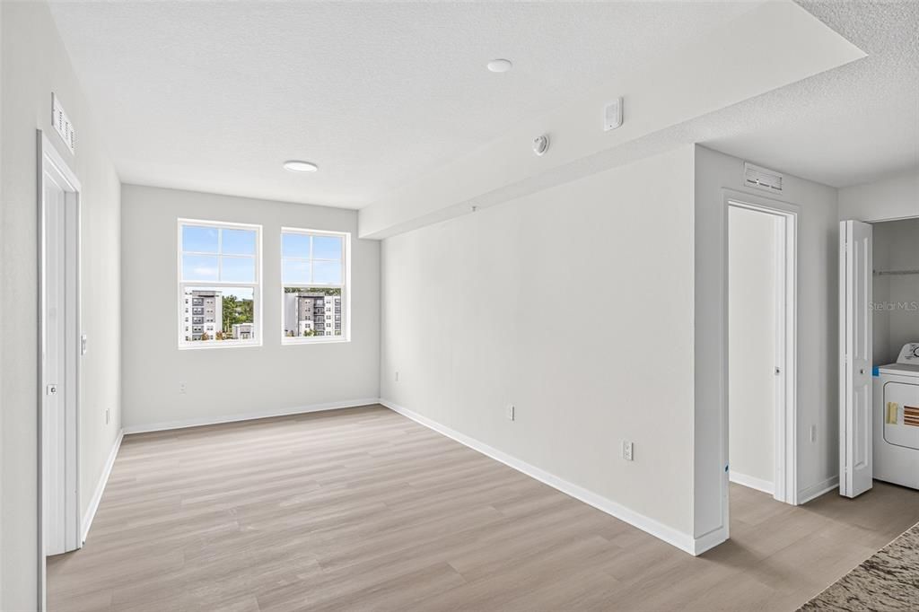 For Rent: $1,650 (2 beds, 2 baths, 1023 Square Feet)