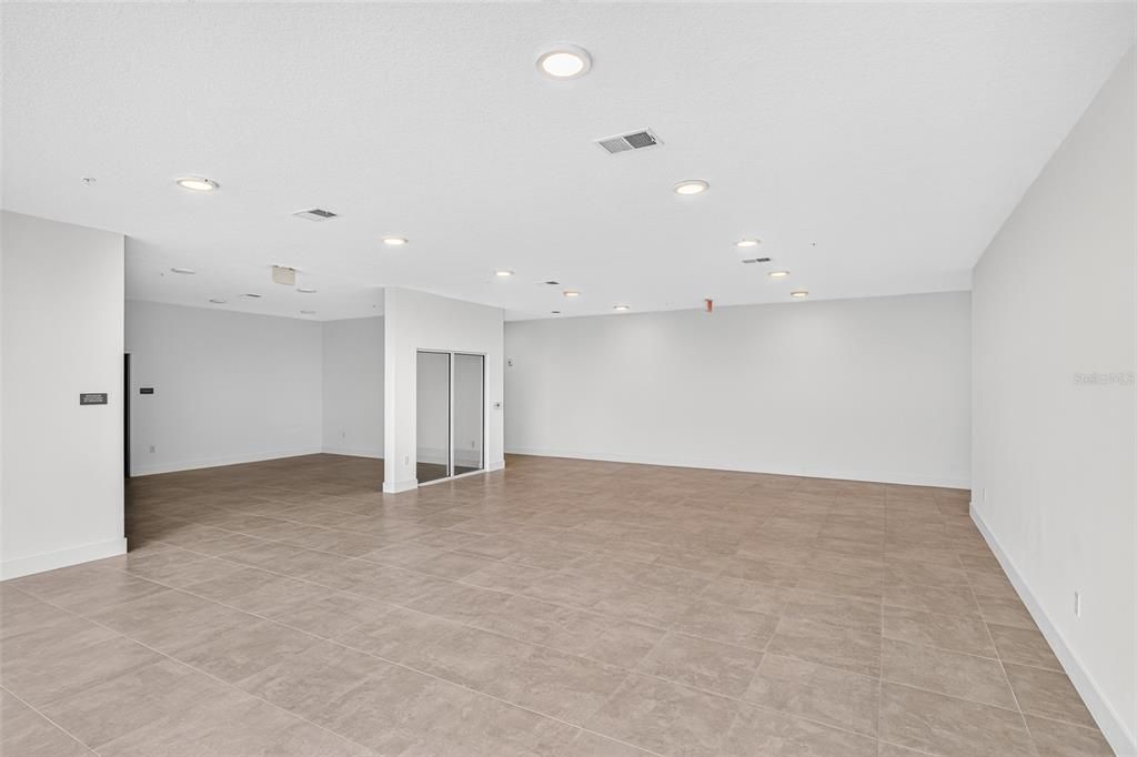 For Rent: $1,650 (2 beds, 2 baths, 1023 Square Feet)