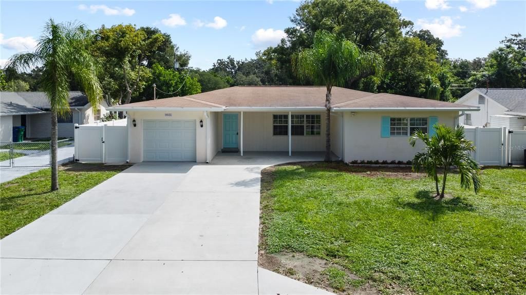 For Rent: $2,945 (3 beds, 2 baths, 1906 Square Feet)