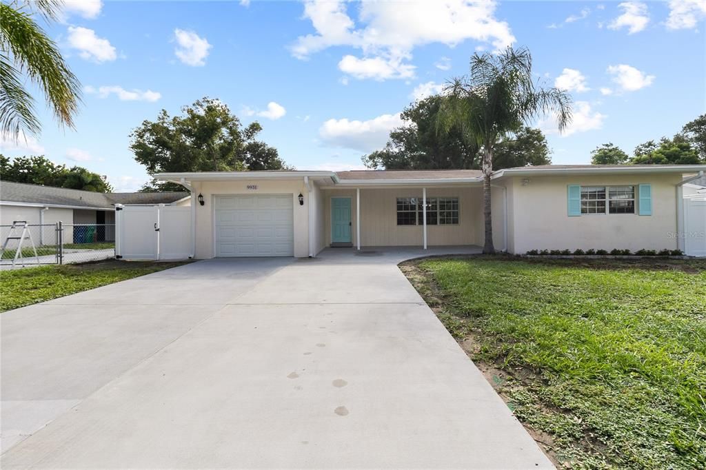 For Rent: $2,945 (3 beds, 2 baths, 1906 Square Feet)