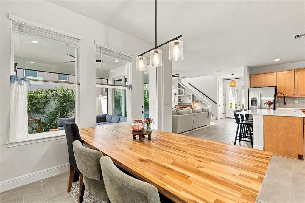 En Venta: $510,000 (3 camas, 2 baños, 2089 Pies cuadrados)