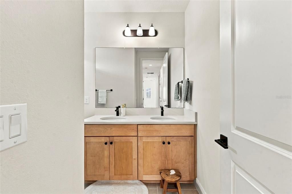 En Venta: $510,000 (3 camas, 2 baños, 2089 Pies cuadrados)