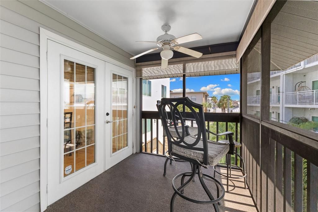 For Sale: $1,300,000 (3 beds, 3 baths, 2074 Square Feet)