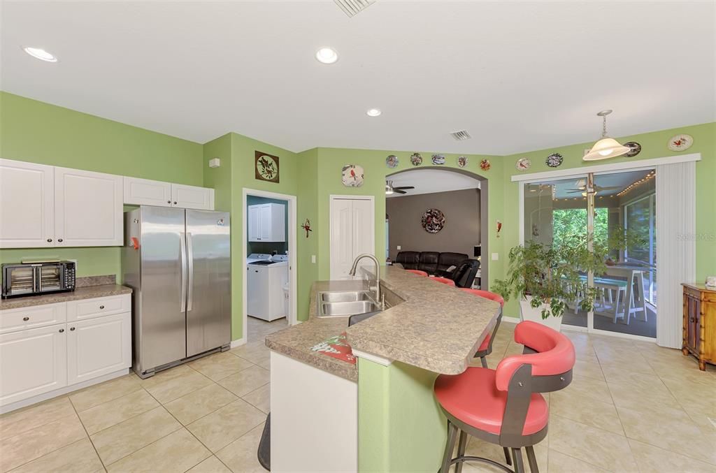 En Venta: $299,500 (3 camas, 2 baños, 1816 Pies cuadrados)