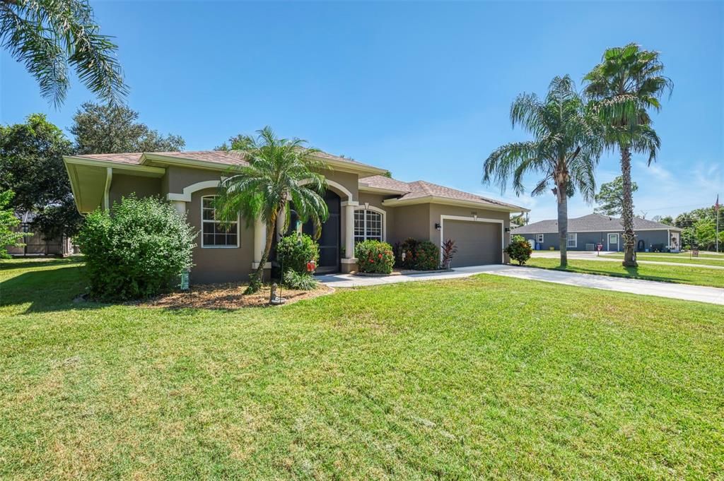 En Venta: $299,500 (3 camas, 2 baños, 1816 Pies cuadrados)