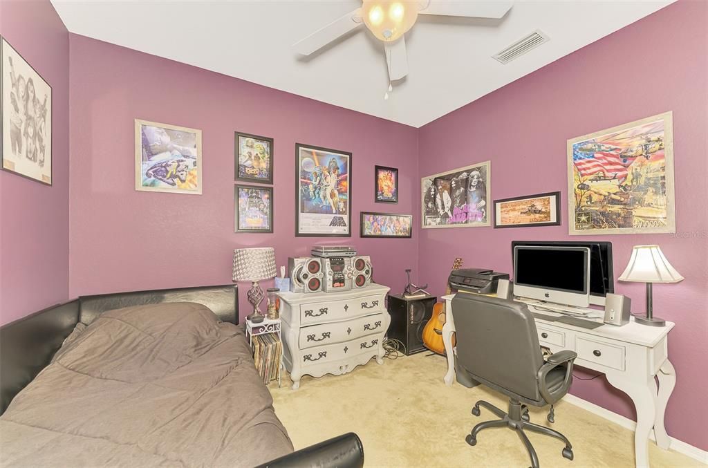 En Venta: $299,500 (3 camas, 2 baños, 1816 Pies cuadrados)