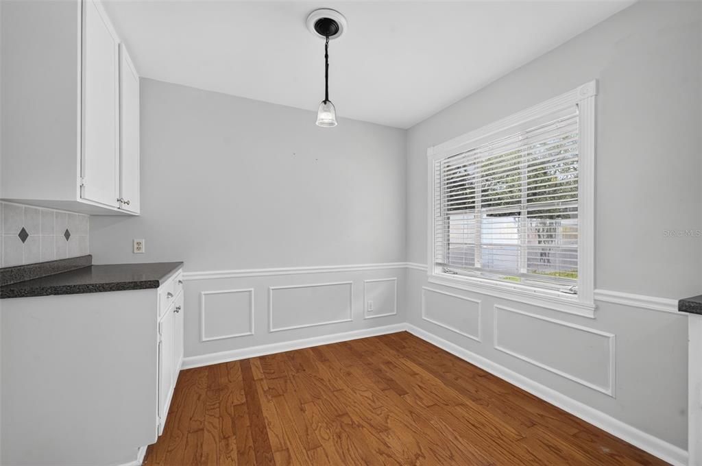 For Sale: $550,000 (3 beds, 2 baths, 1583 Square Feet)