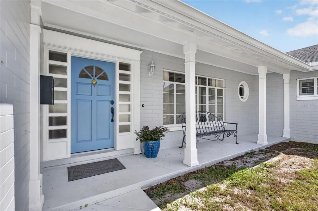 For Sale: $550,000 (3 beds, 2 baths, 1583 Square Feet)