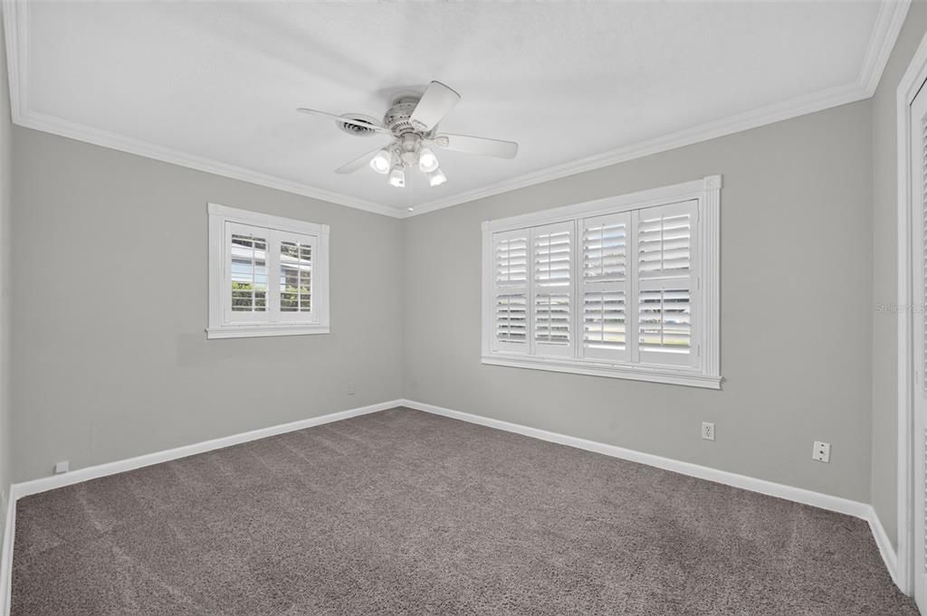 For Sale: $550,000 (3 beds, 2 baths, 1583 Square Feet)