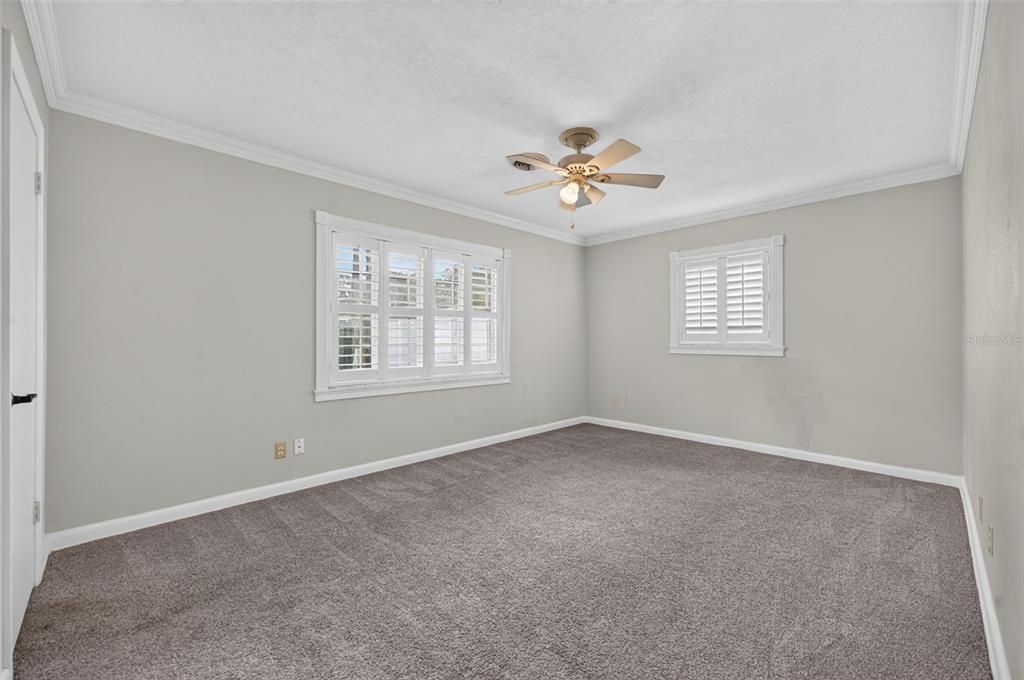 For Sale: $550,000 (3 beds, 2 baths, 1583 Square Feet)