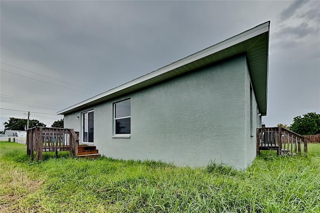 For Rent: $2,360 (3 beds, 2 baths, 1492 Square Feet)