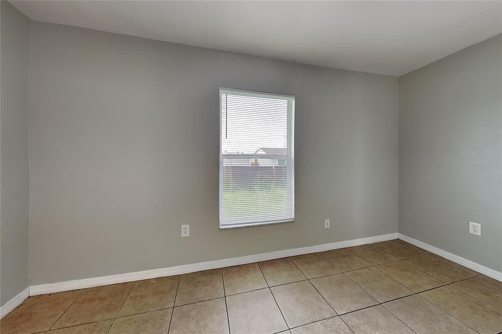 For Rent: $2,360 (3 beds, 2 baths, 1492 Square Feet)