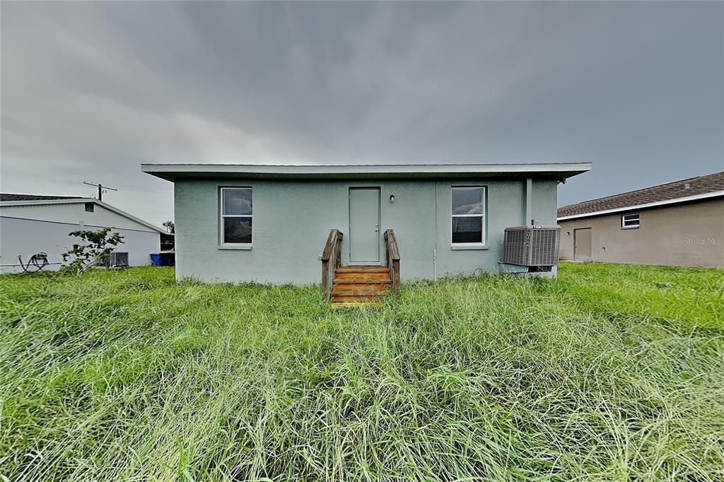 For Rent: $2,360 (3 beds, 2 baths, 1492 Square Feet)