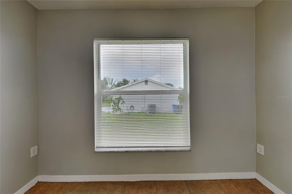 For Rent: $2,360 (3 beds, 2 baths, 1492 Square Feet)