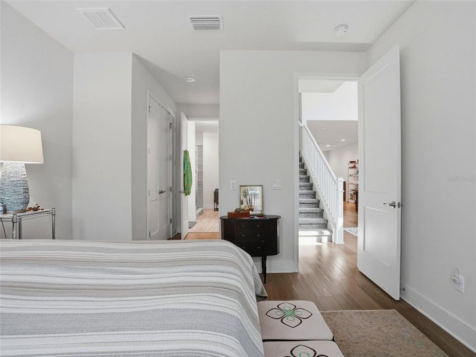 En Venta: $749,900 (3 camas, 2 baños, 2248 Pies cuadrados)