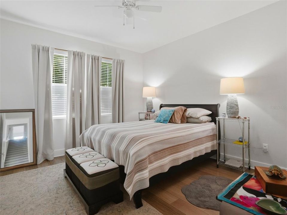 En Venta: $749,900 (3 camas, 2 baños, 2248 Pies cuadrados)