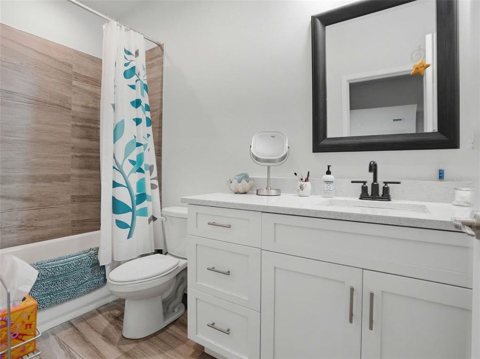 En Venta: $749,900 (3 camas, 2 baños, 2248 Pies cuadrados)
