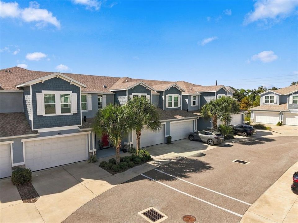 En Venta: $749,900 (3 camas, 2 baños, 2248 Pies cuadrados)