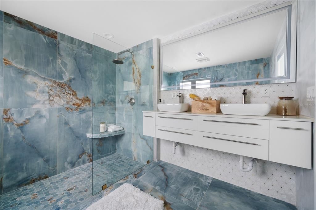 For Sale: $1,099,900 (3 beds, 2 baths, 1855 Square Feet)