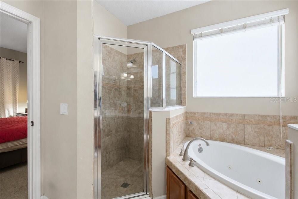 На продажу: $415,000 (4 спален, 2 ванн, 2013 Квадратных фут)