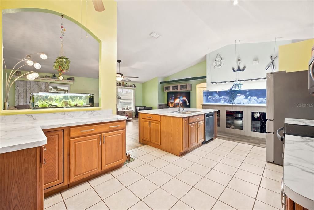 For Sale: $324,900 (3 beds, 2 baths, 2000 Square Feet)