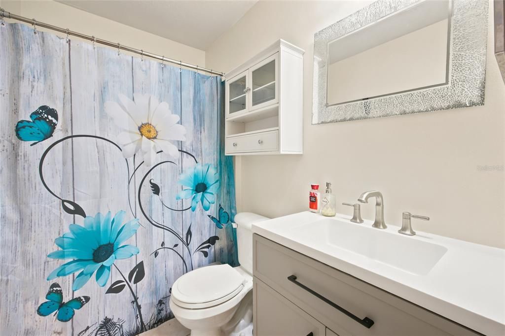 For Sale: $324,900 (3 beds, 2 baths, 2000 Square Feet)