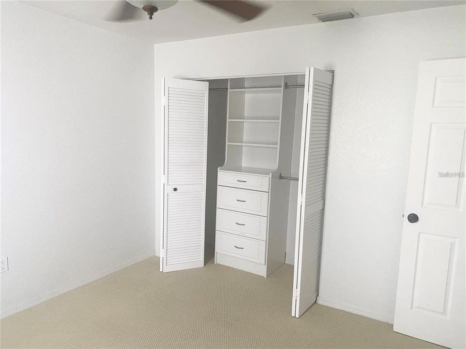 For Sale: $250,000 (2 beds, 2 baths, 1572 Square Feet)