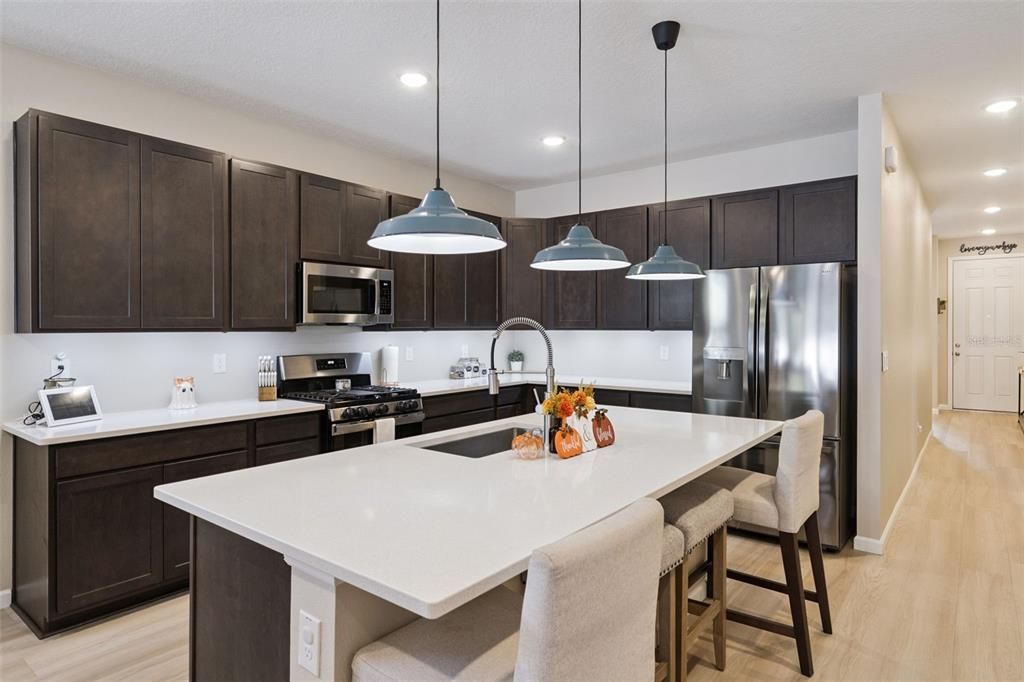 En Venta: $390,000 (4 camas, 3 baños, 2291 Pies cuadrados)