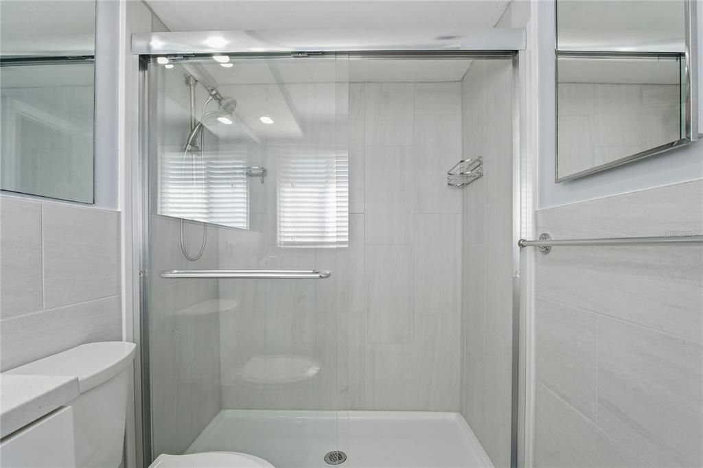 En Venta: $259,900 (2 camas, 2 baños, 1344 Pies cuadrados)