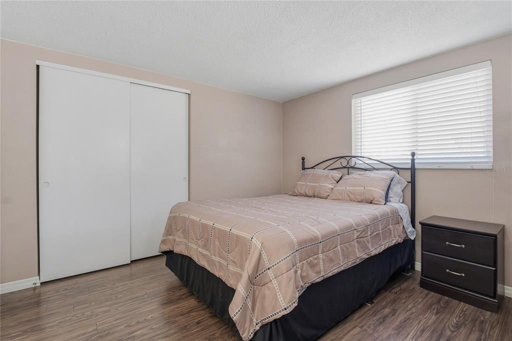 En Venta: $259,900 (2 camas, 2 baños, 1344 Pies cuadrados)