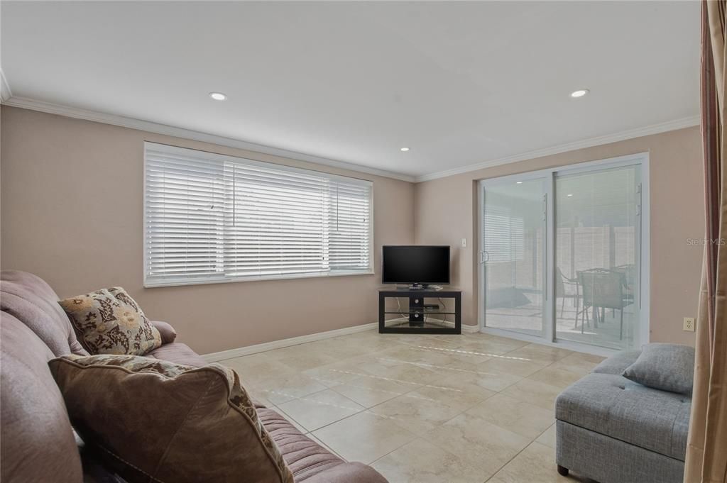 En Venta: $259,900 (2 camas, 2 baños, 1344 Pies cuadrados)