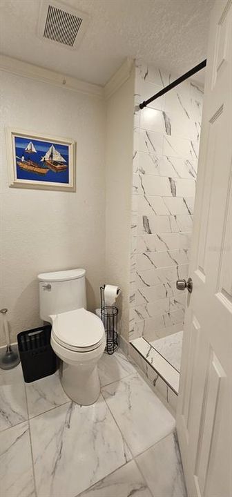 En Venta: $289,900 (2 camas, 2 baños, 1270 Pies cuadrados)
