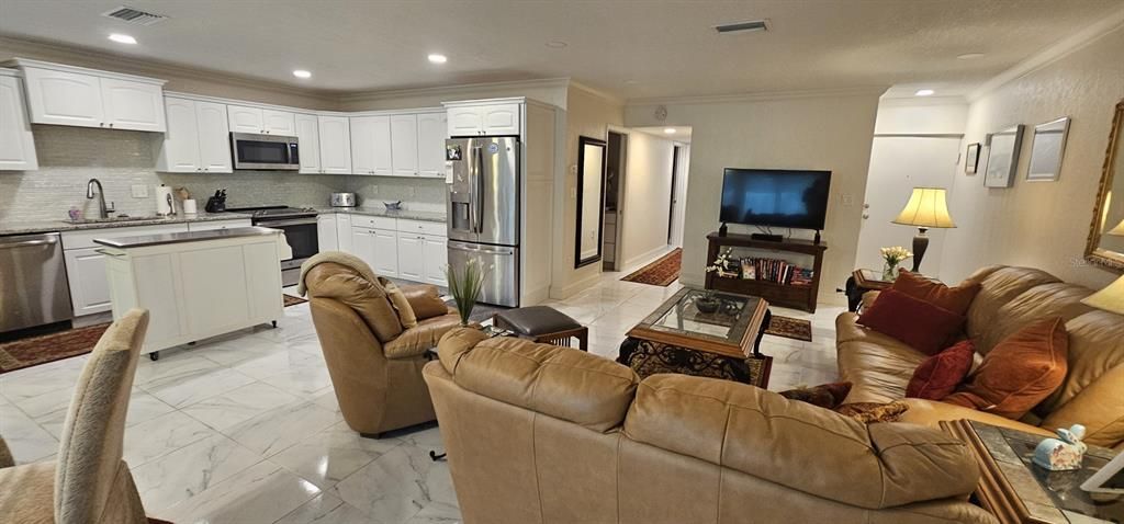 En Venta: $289,900 (2 camas, 2 baños, 1270 Pies cuadrados)