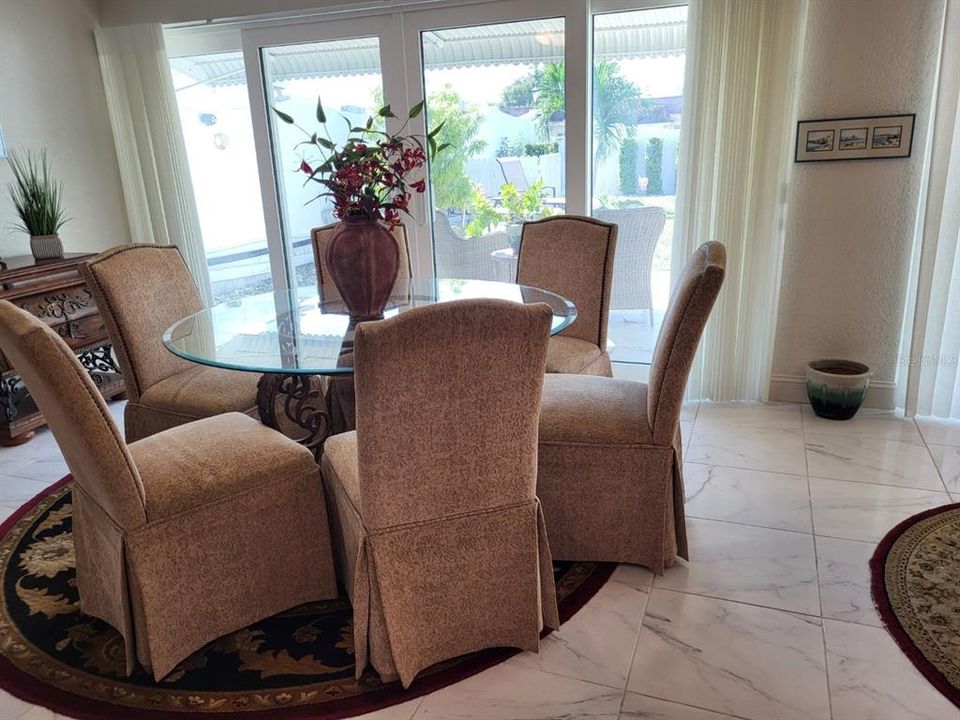En Venta: $289,900 (2 camas, 2 baños, 1270 Pies cuadrados)