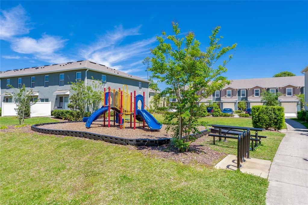 For Rent: $2,000 (2 beds, 2 baths, 1624 Square Feet)