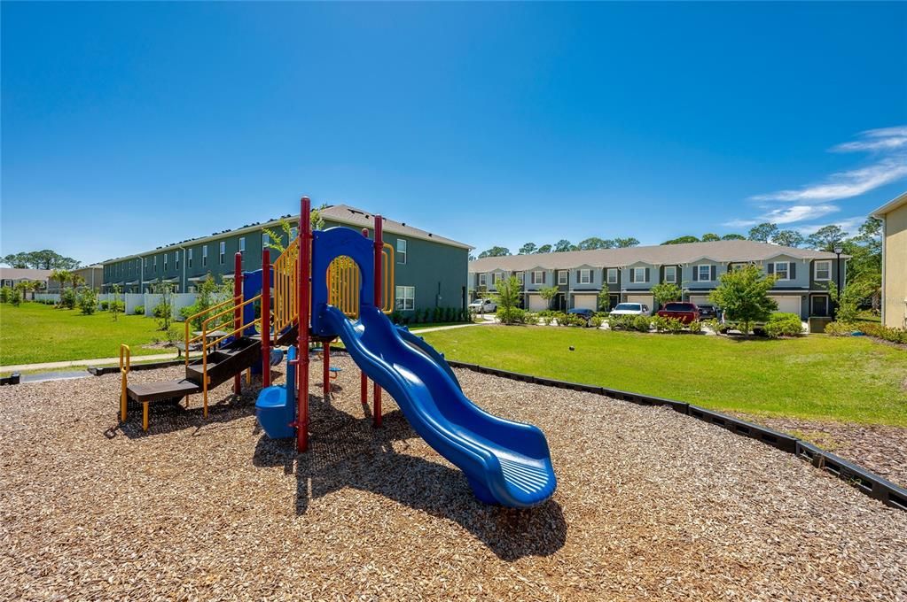 For Rent: $2,000 (2 beds, 2 baths, 1624 Square Feet)