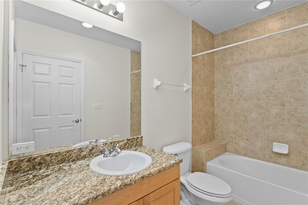 For Sale: $1,100,000 (3 beds, 3 baths, 1995 Square Feet)