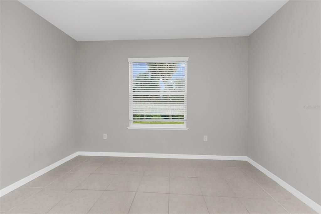 For Sale: $334,900 (3 beds, 2 baths, 1998 Square Feet)