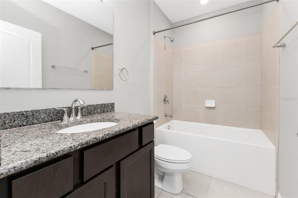 For Sale: $334,900 (3 beds, 2 baths, 1998 Square Feet)