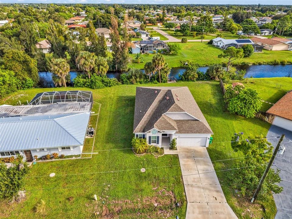 For Sale: $334,900 (3 beds, 2 baths, 1998 Square Feet)