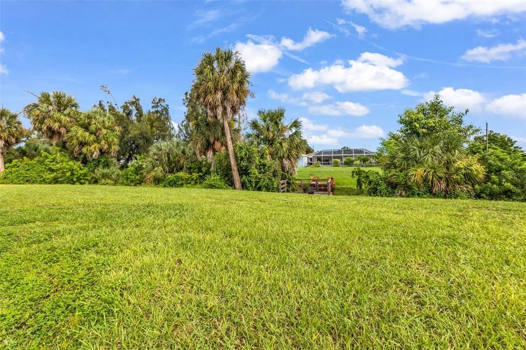 For Sale: $334,900 (3 beds, 2 baths, 1998 Square Feet)