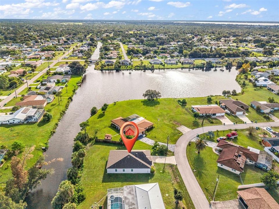 For Sale: $334,900 (3 beds, 2 baths, 1998 Square Feet)