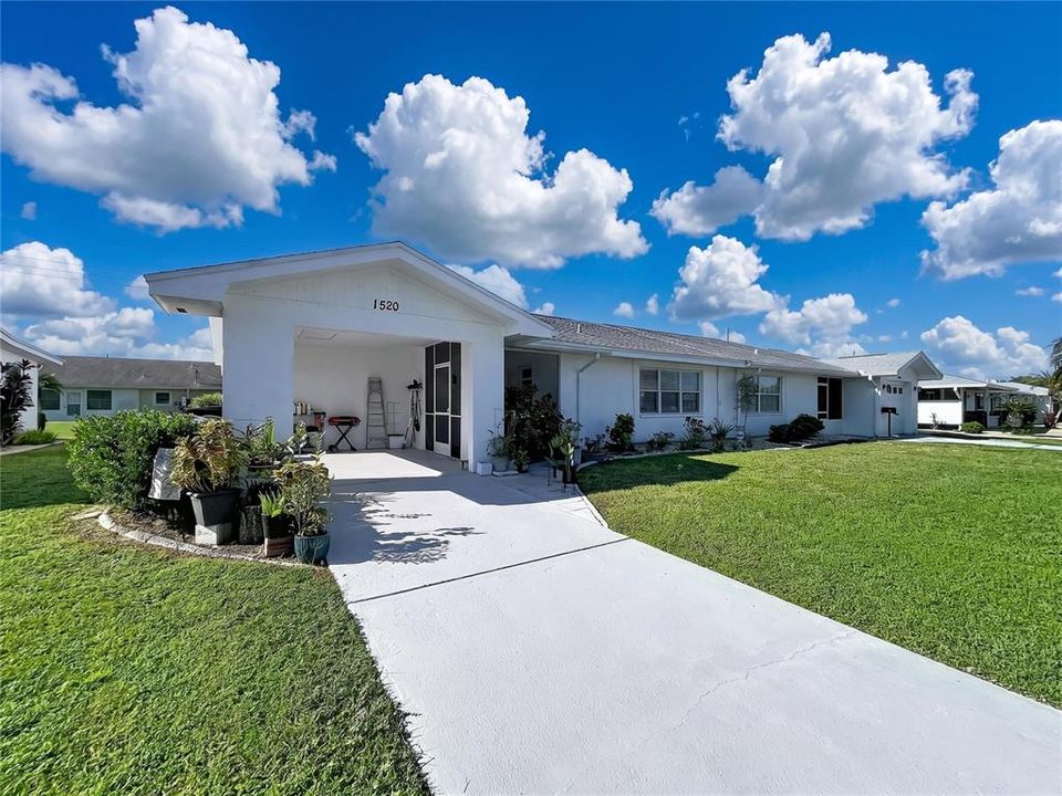 For Sale: $255,000 (2 beds, 2 baths, 1384 Square Feet)