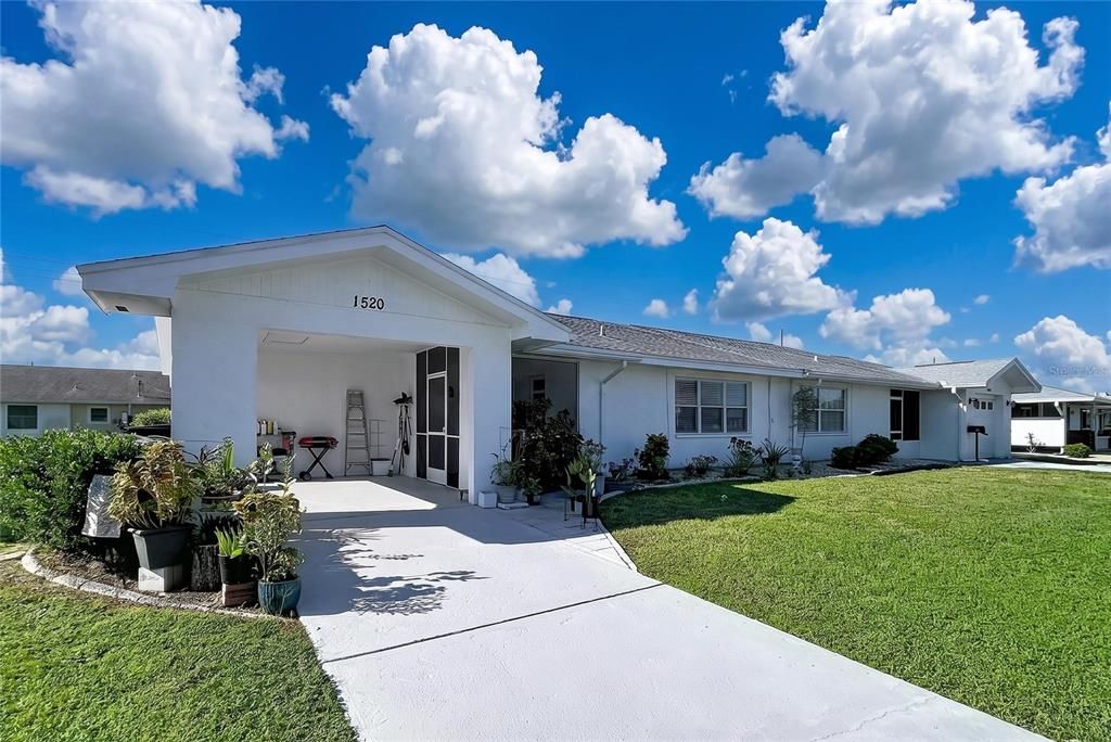 For Sale: $255,000 (2 beds, 2 baths, 1384 Square Feet)
